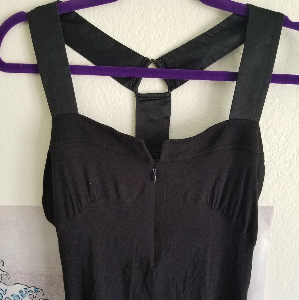 Stylish Sleeveless Black Top